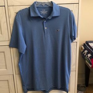 Vineyard vines performance size medium. Excellent condition no tags